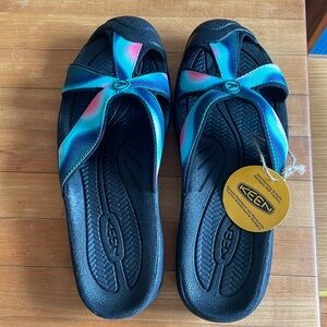 NWT keen Bali sandal